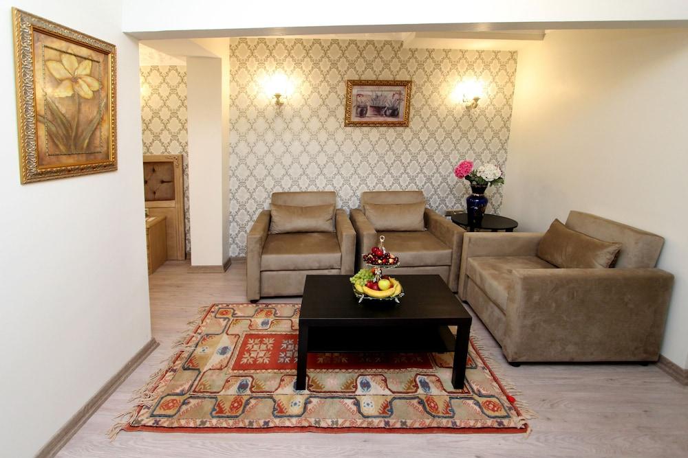 Apple Tree Hotel Istanbul Ngoại thất bức ảnh